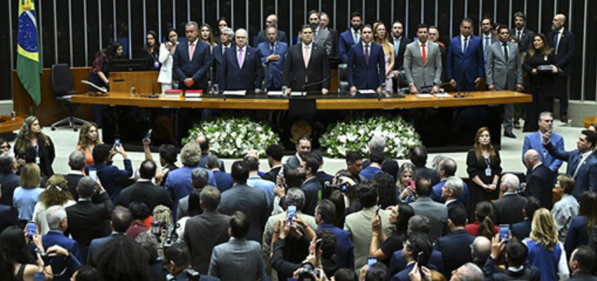 Mensagem do governo ao Congresso define prioridades_ desenvolvimento, jornada menor e segurança pública