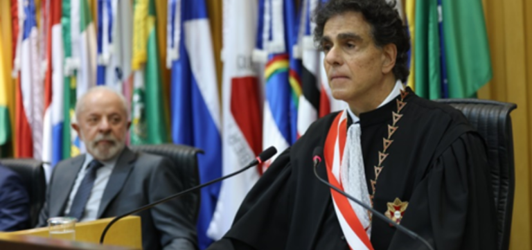 Não existe conflito com o Supremo, afirma novo presidente do TST